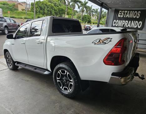 TOYOTA Hilux Caminhonete 2.8 16V SRV 4X4 DIESEL CABINE DUPLA AUTOM�TICO, Foto 5