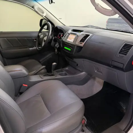 TOYOTA Hilux Caminhonete 2.7 16V 4P SRV CABINE DUPLA, Foto 14