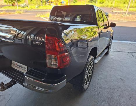TOYOTA Hilux Caminhonete 2.7 16V 4P SRV FLEX 4X4  CABINE DUPLA AUTOM�TICO, Foto 3