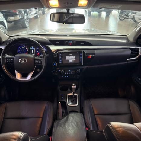 TOYOTA Hilux Caminhonete 2.8 16V SRV 4X4 DIESEL CABINE DUPLA AUTOM�TICO, Foto 13