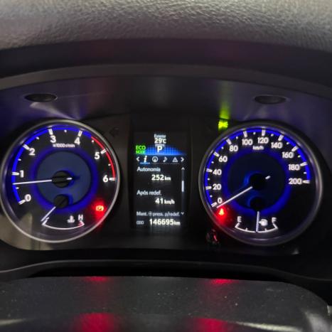 TOYOTA Hilux Caminhonete 2.8 16V SRV 4X4 DIESEL CABINE DUPLA AUTOM�TICO, Foto 14