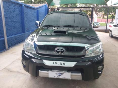 TOYOTA Hilux Caminhonete 3.0 16V 4P 4X4 SRV TURBO DIESEL CABINE DUPLA AUTOM�TICO, Foto 2