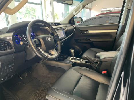 TOYOTA Hilux Caminhonete 2.7 16V 4P SRV FLEX CABINE DUPLA AUTOM�TICO, Foto 6