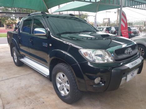 TOYOTA Hilux Caminhonete 3.0 16V 4P 4X4 SRV TURBO DIESEL CABINE DUPLA AUTOM�TICO, Foto 3