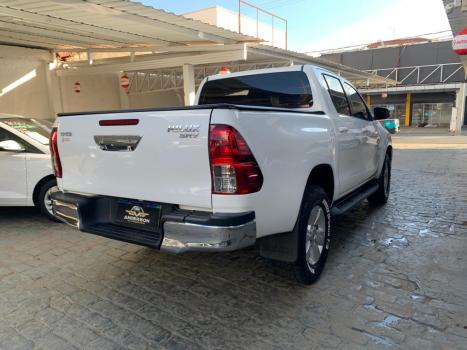 TOYOTA Hilux Caminhonete 2.7 16V 4P SRV CABINE DUPLA, Foto 4