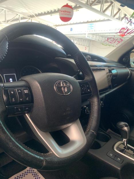 TOYOTA Hilux Caminhonete 2.7 16V 4P SRV CABINE DUPLA, Foto 9