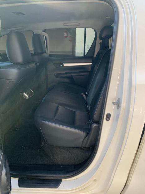 TOYOTA Hilux Caminhonete 2.7 16V 4P SRV CABINE DUPLA, Foto 12
