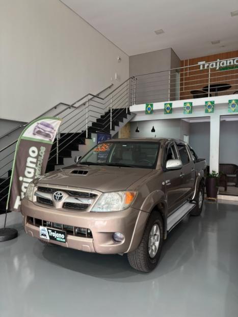 TOYOTA Hilux Caminhonete 3.0 4P SRV DIESEL CABINE DUPLA, Foto 1
