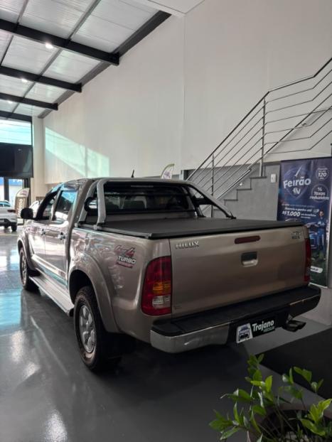 TOYOTA Hilux Caminhonete 3.0 4P SRV DIESEL CABINE DUPLA, Foto 6