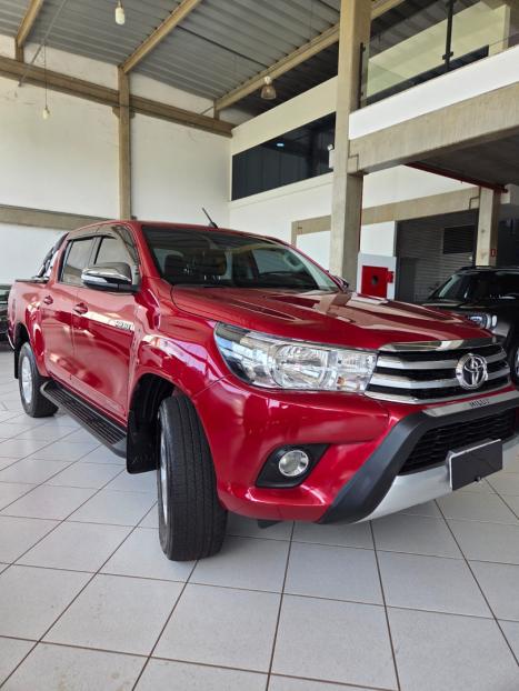 TOYOTA Hilux Caminhonete 2.8 16V SRV 4X4 DIESEL CABINE DUPLA AUTOM�TICO, Foto 3