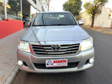 TOYOTA Hilux Caminhonete 2.7 16V 4P SRV FLEX CABINE DUPLA AUTOM�TICO, Foto 1