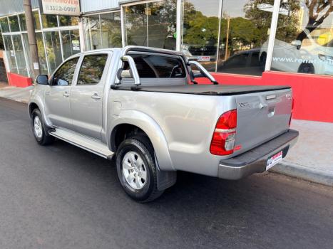 TOYOTA Hilux Caminhonete 2.7 16V 4P SRV FLEX CABINE DUPLA AUTOM�TICO, Foto 4
