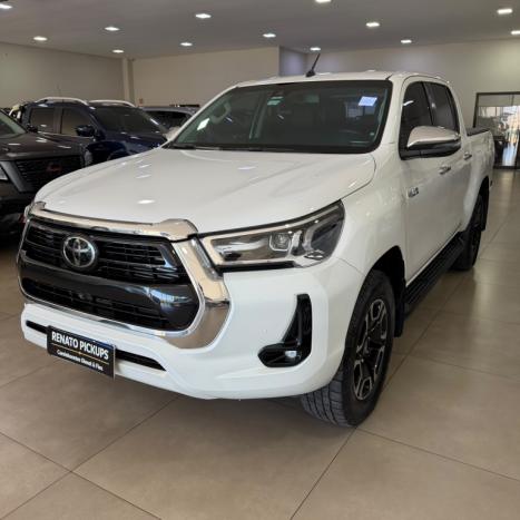 TOYOTA Hilux Caminhonete 2.8 16V SRX 4X4 TURBO DIESEL CABINE DUPLA AUTOM�TICO, Foto 3