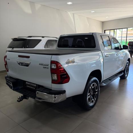 TOYOTA Hilux Caminhonete 2.8 16V SRX 4X4 TURBO DIESEL CABINE DUPLA AUTOM�TICO, Foto 8
