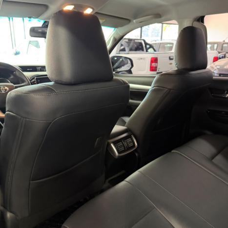 TOYOTA Hilux Caminhonete 2.8 16V SRX 4X4 TURBO DIESEL CABINE DUPLA AUTOM�TICO, Foto 10