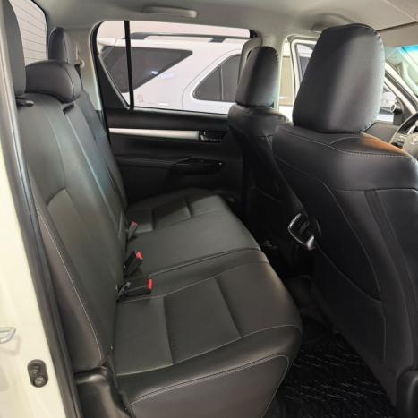 TOYOTA Hilux Caminhonete 2.8 16V SRX 4X4 TURBO DIESEL CABINE DUPLA AUTOM�TICO, Foto 16