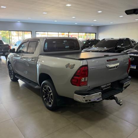 TOYOTA Hilux Caminhonete 2.8 16V SRV 4X4 DIESEL CABINE DUPLA AUTOM�TICO, Foto 4