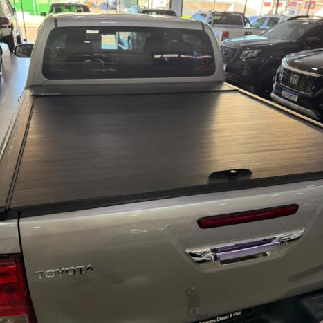 TOYOTA Hilux Caminhonete 2.8 16V SRV 4X4 DIESEL CABINE DUPLA AUTOM�TICO, Foto 9