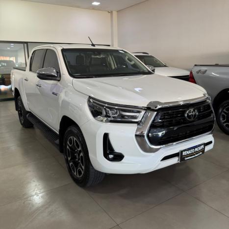 TOYOTA Hilux Caminhonete 2.8 16V SRX 4X4 TURBO DIESEL CABINE DUPLA AUTOM�TICO, Foto 1