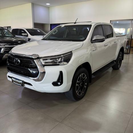 TOYOTA Hilux Caminhonete 2.8 16V SRX 4X4 TURBO DIESEL CABINE DUPLA AUTOM�TICO, Foto 8