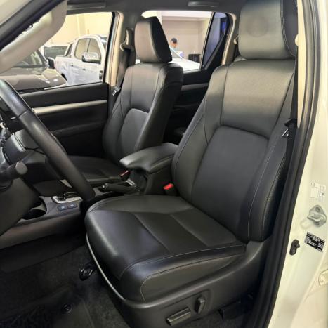 TOYOTA Hilux Caminhonete 2.8 16V SRX 4X4 TURBO DIESEL CABINE DUPLA AUTOM�TICO, Foto 10