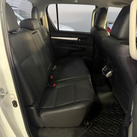 TOYOTA Hilux Caminhonete 2.8 16V SRX 4X4 TURBO DIESEL CABINE DUPLA AUTOM�TICO, Foto 13