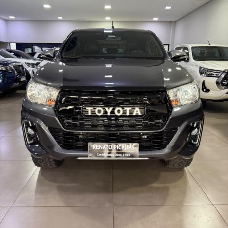 TOYOTA Hilux Caminhonete 2.8 16V SRV 4X4 DIESEL CABINE DUPLA AUTOM�TICO, Foto 2