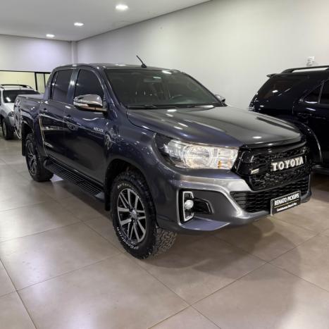 TOYOTA Hilux Caminhonete 2.8 16V SRV 4X4 DIESEL CABINE DUPLA AUTOM�TICO, Foto 8