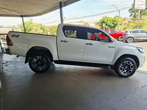 TOYOTA Hilux Caminhonete 2.8 16V SRV 4X4 DIESEL CABINE DUPLA AUTOM�TICO, Foto 5