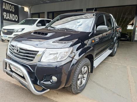 TOYOTA Hilux Caminhonete 3.0 16V 4P 4X4 SRV TURBO DIESEL CABINE DUPLA AUTOM�TICO, Foto 1