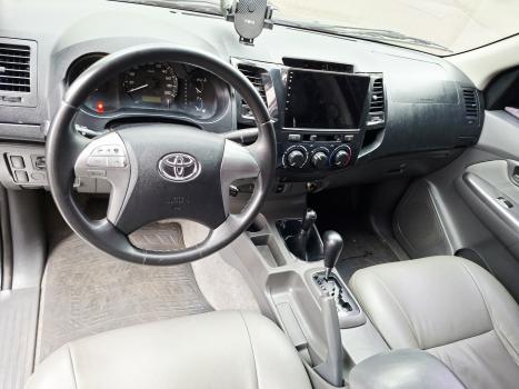 TOYOTA Hilux Caminhonete 3.0 16V 4P 4X4 SRV TURBO DIESEL CABINE DUPLA AUTOM�TICO, Foto 10