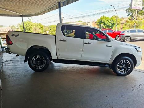 TOYOTA Hilux Caminhonete 2.8 16V SRV 4X4 DIESEL CABINE DUPLA AUTOM�TICO, Foto 11