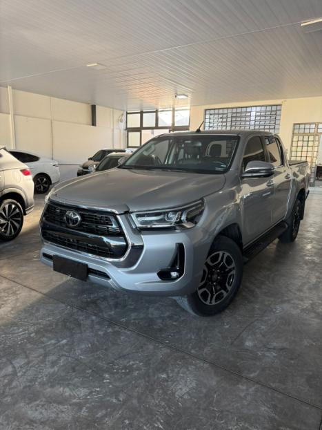 TOYOTA Hilux Caminhonete 2.8 16V SRX 4X4 TURBO DIESEL CABINE DUPLA AUTOM�TICO, Foto 3