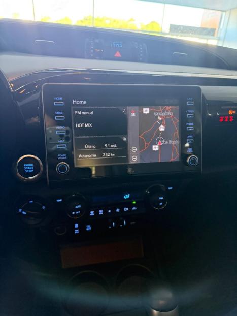 TOYOTA Hilux Caminhonete 2.8 16V SRX 4X4 TURBO DIESEL CABINE DUPLA AUTOM�TICO, Foto 10