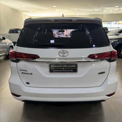 TOYOTA Hilux SW4 2.7 16V 4P FLEX SR 7 LUGARES AUTOMTICO, Foto 7