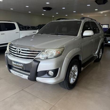 TOYOTA Hilux SW4 2.7 16V 4P SR FLEX AUTOM�TICO, Foto 2