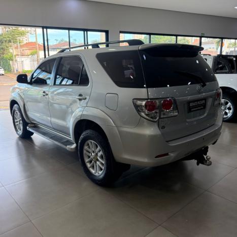 TOYOTA Hilux SW4 2.7 16V 4P SR FLEX AUTOM�TICO, Foto 6
