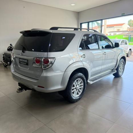 TOYOTA Hilux SW4 2.7 16V 4P SR FLEX AUTOM�TICO, Foto 8
