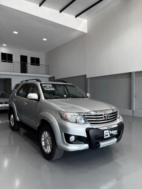 TOYOTA Hilux SW4 2.7 16V 4P SR FLEX AUTOM�TICO, Foto 3