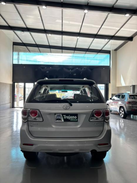TOYOTA Hilux SW4 2.7 16V 4P SR FLEX AUTOM�TICO, Foto 4