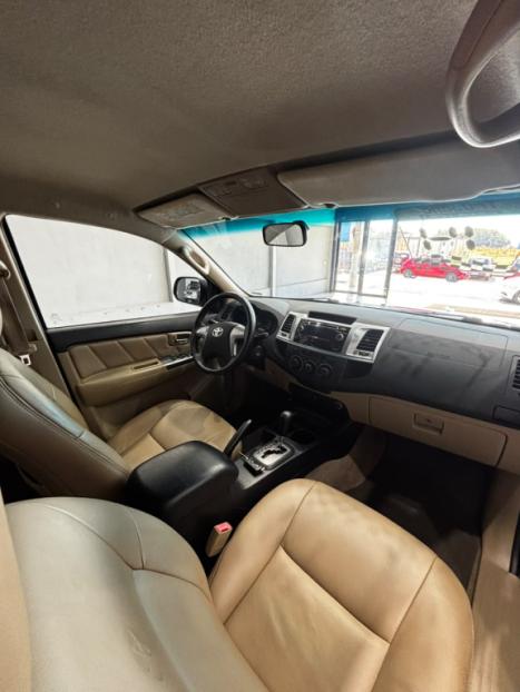 TOYOTA Hilux SW4 2.7 16V 4P SR FLEX AUTOM�TICO, Foto 7