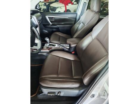 TOYOTA Hilux SW4 2.7 16V 4P FLEX SRV 7 LUGARES AUTOMÁTICO, Foto 9