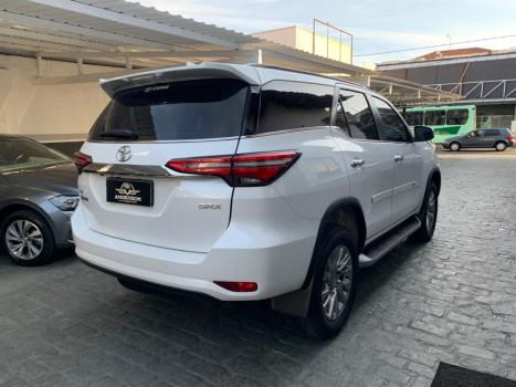 TOYOTA Hilux SW4 2.8 16V 4P SRX PLATINUM 4X4 TURBO DIESEL AUTOM�TICO, Foto 4