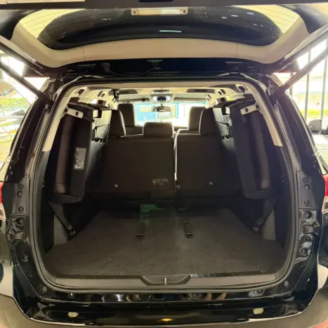 TOYOTA Hilux SW4 2.8 16V 4P SRX 4X4 7 LUGARES TURBO DIESEL AUTOM�TICO, Foto 15