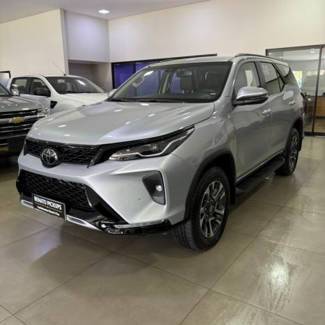 TOYOTA Hilux SW4 2.8 16V 4P SRX PLATINUM 4X4 7 LUGARES TURBO DIESEL AUTOM�TICO, Foto 8