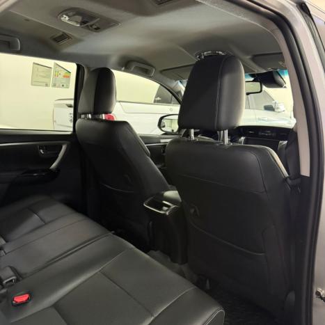 TOYOTA Hilux SW4 2.8 16V 4P SRX PLATINUM 4X4 7 LUGARES TURBO DIESEL AUTOM�TICO, Foto 15