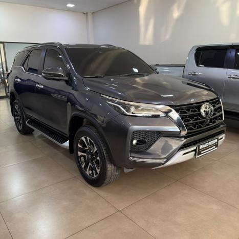 TOYOTA Hilux SW4 2.8 16V 4P SRX 4X4 7 LUGARES TURBO DIESEL AUTOM�TICO, Foto 8