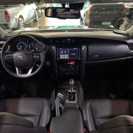 TOYOTA Hilux SW4 2.8 16V 4P SRX 4X4 7 LUGARES TURBO DIESEL AUTOM�TICO, Foto 12