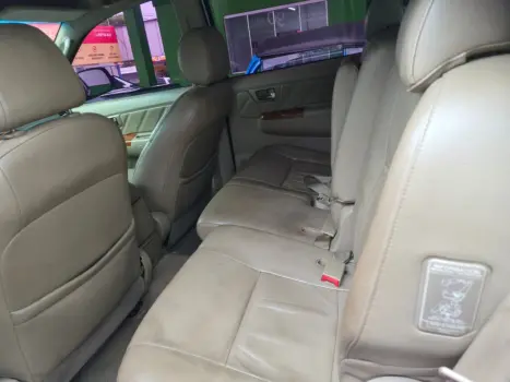 TOYOTA Hilux SW4 3.0 16V 4P SRV 4X4 7 LUGARES TURBO DIESEL AUTOM�TICO, Foto 8