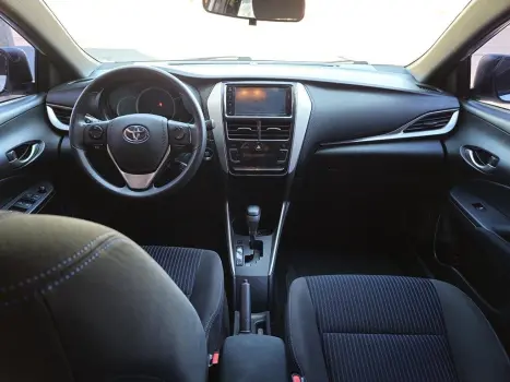 TOYOTA Yaris Hatch 1.5 16V 4P FLEX XL PLUS CONNECT MULTIDRIVE AUTOMTICO CVT, Foto 8